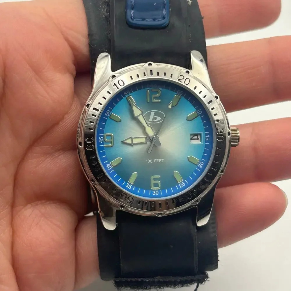 BUM Silver Tone Blue Dial Stainless Steel Watch Working New Battery
